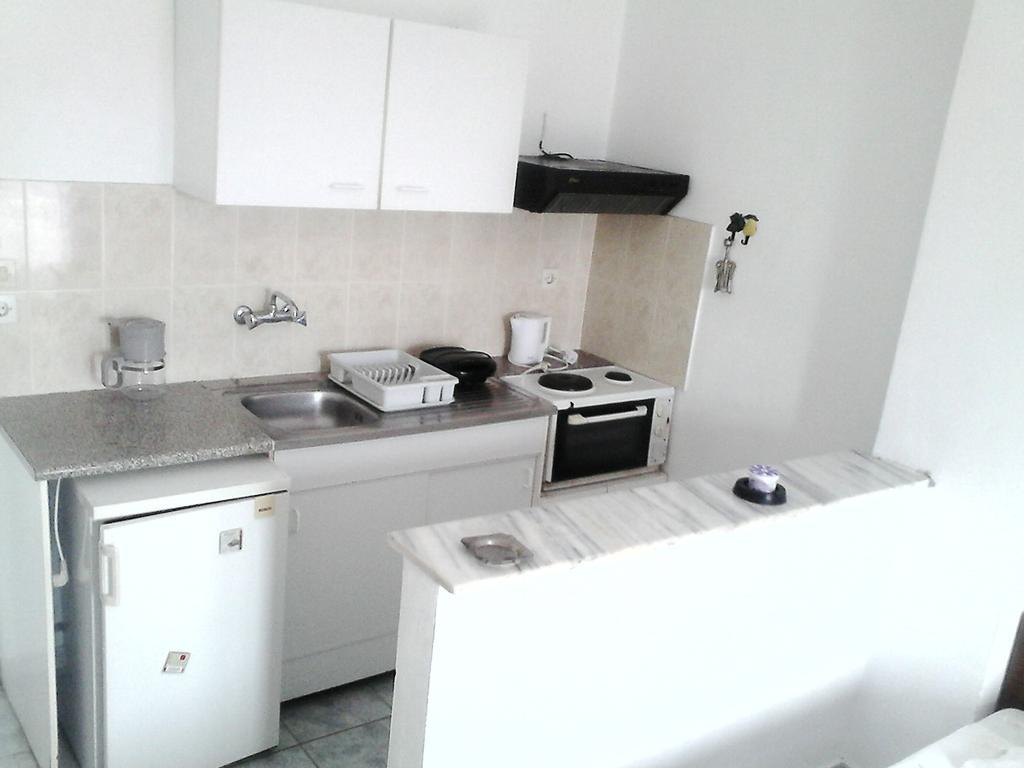 Tony'S Apartments Ájosz Jeórjosz Kültér fotó